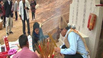 墓碑镇往事,揭开尘封的岁月之谜